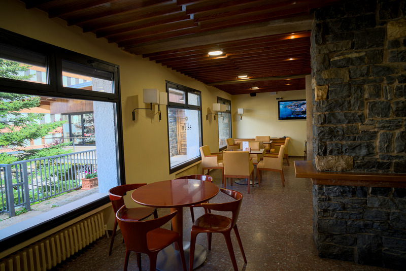 cafeteria-1 cafeteria-1